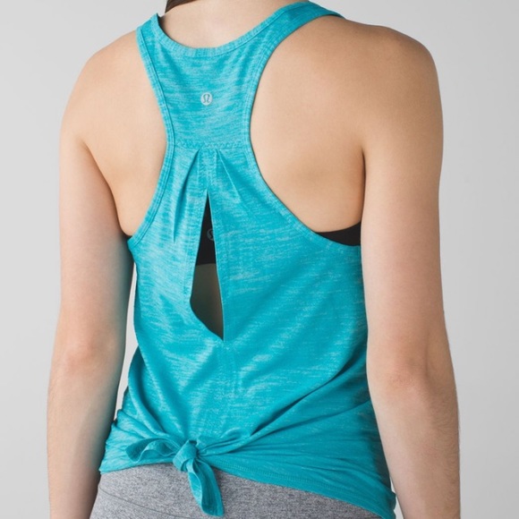 Lululemon Slit Back Salute the Sun Turquoise Tank - Picture 2 of 14